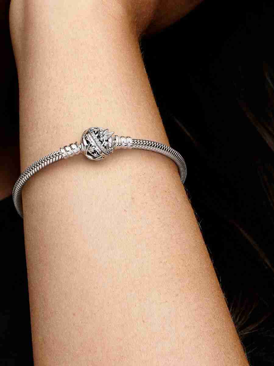 Tinker Bell Clasp Moments Snake Chain Bracelet